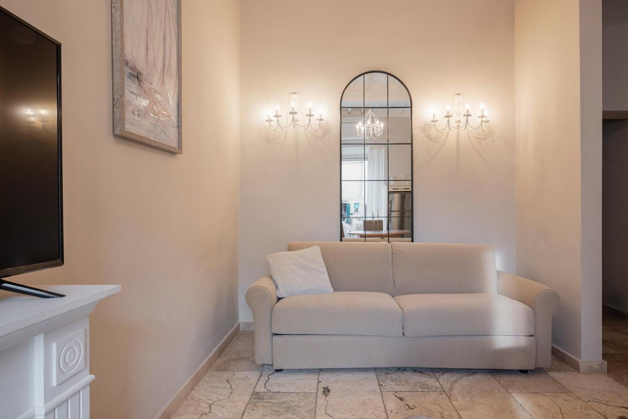 شقة Palazzo Degli Archi سان فينتْشينسو المظهر الخارجي الصورة