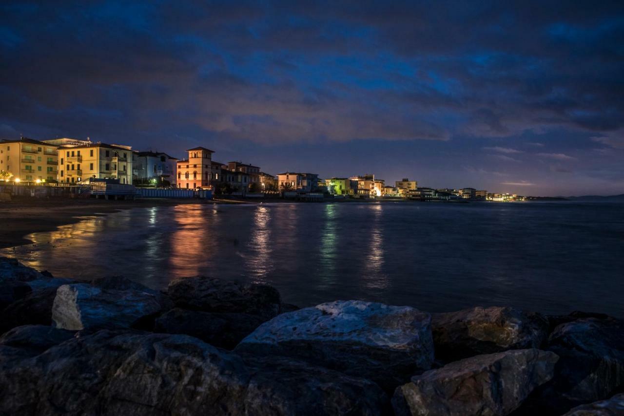 شقة Palazzo Degli Archi سان فينتْشينسو المظهر الخارجي الصورة